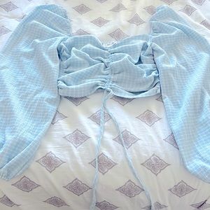 Long sleeve blue puff sleeve crop top. Size small